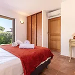 וילה Capicciola By Interhome סנט-לוסידה פורטו-וקיו