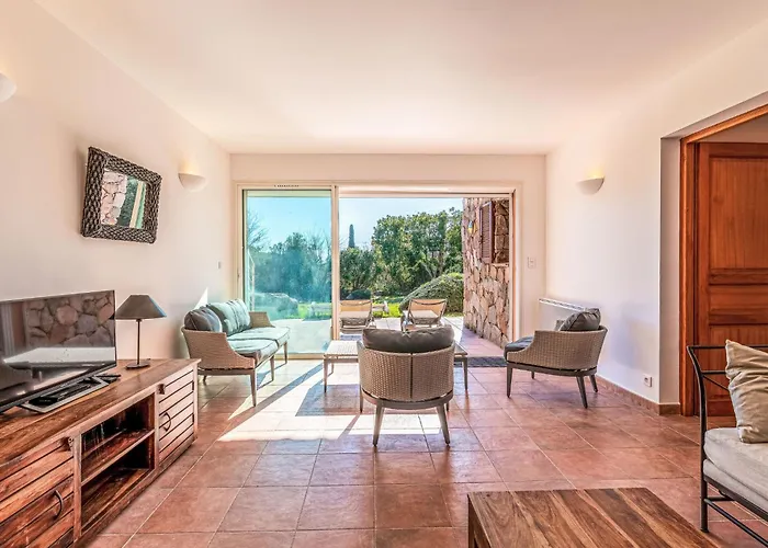 Capicciola By Interhome Sainte-Lucie de Porto-Vecchio