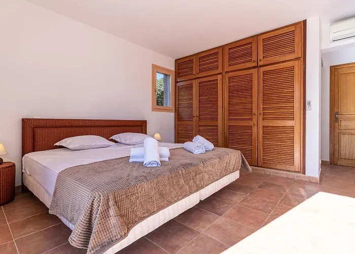 Capicciola By Interhome Sainte-Lucie de Porto-Vecchio
