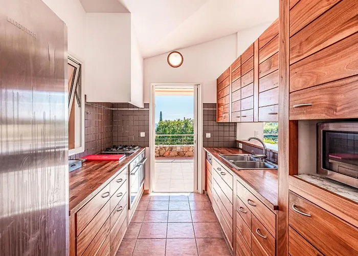 Capicciola By Interhome Sainte-Lucie de Porto-Vecchio