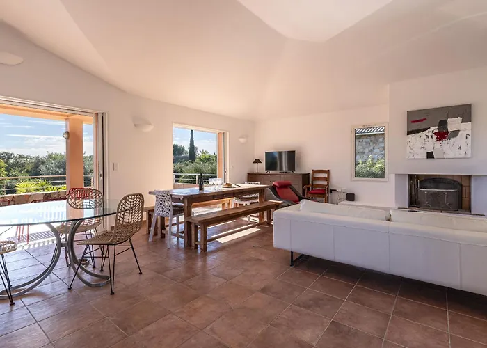 Villa Capicciola By Interhome Sainte-Lucie de Porto-Vecchio