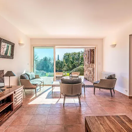 Capicciola By Interhome サント・リュシー・ド・ポルト・ヴェッキオ