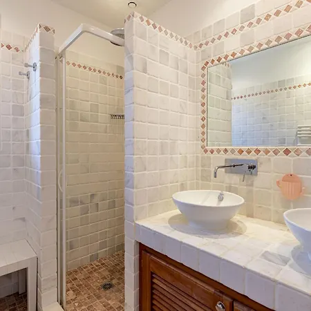 Villa Capicciola By Interhome