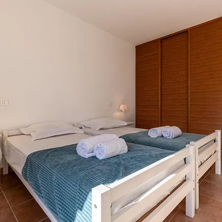 Capicciola By Interhome ヴィラ サント・リュシー・ド・ポルト・ヴェッキオ