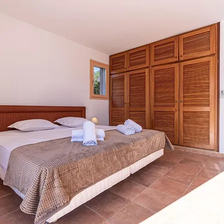 Capicciola By Interhome Sainte-Lucie de Porto-Vecchio