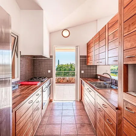 Capicciola By Interhome サント・リュシー・ド・ポルト・ヴェッキオ