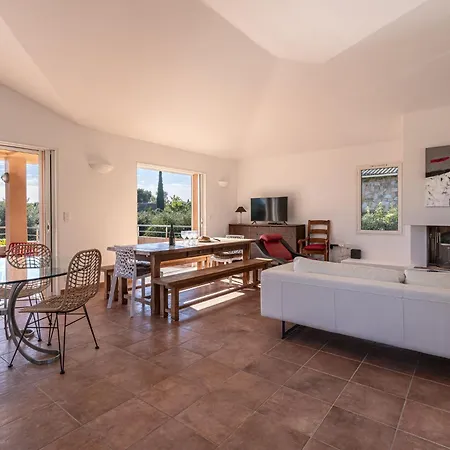 ヴィラ Capicciola By Interhome サント・リュシー・ド・ポルト・ヴェッキオ